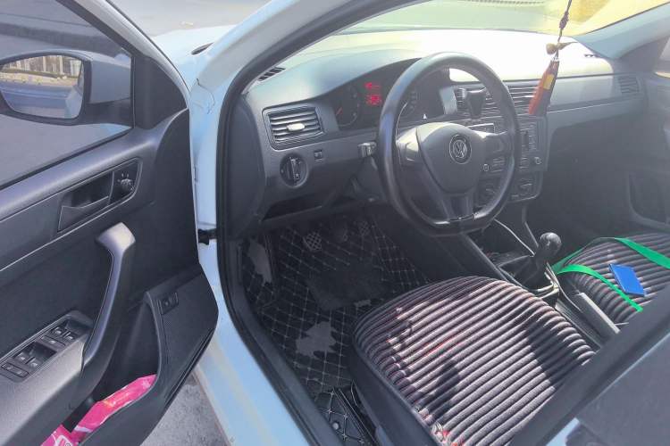 Used Volkswagen Santana 2021 1.5L Manual Fashion Edition Driver Seat