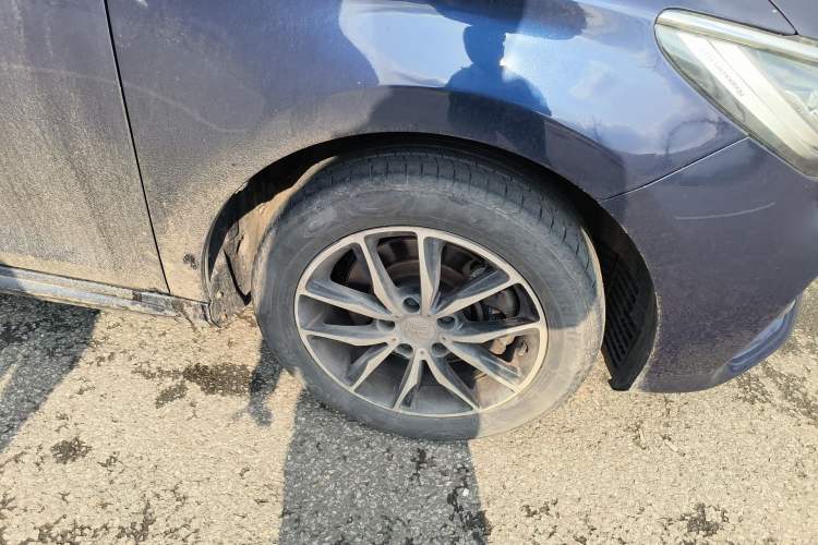 Used BYD Song MAX 2017 1.5T Manual Smart Connect Luxury 7-Seater
