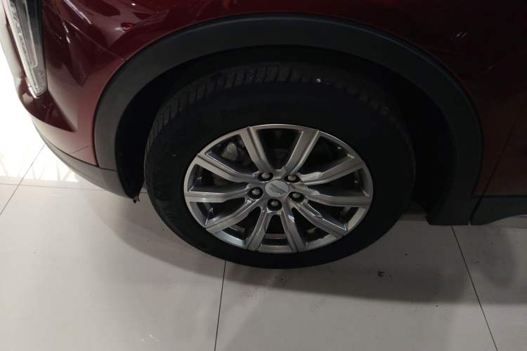 Used Cadillac XT4 2018 28T Two-Wheel Drive Leading Version