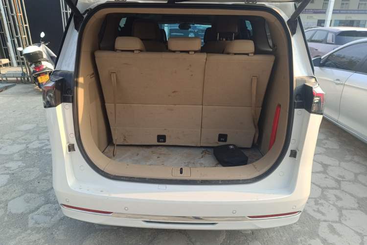 Used Buick GL8 New Energy 2025 Lu Shang Smart Enjoyment Edition 7-Seater Trunk