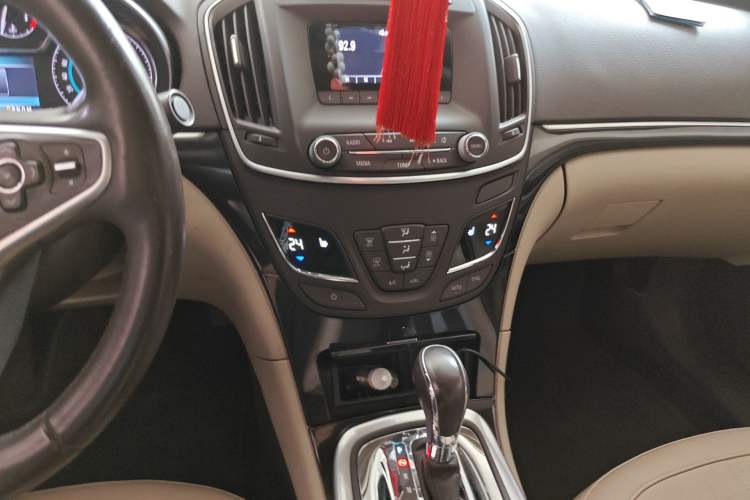 Used Buick Regal 2014 2.0L Elite Fashion Edition
