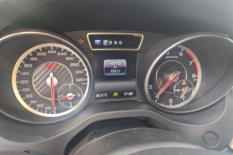 Used Mercedes-Benz GLA AMG 2017 AMG GLA 45 4MATIC Odometer Close Up