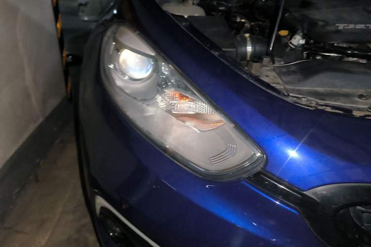 Used Fiat Ottimo 2014 1.4T Automatic Sport Edition Right Front Headlight