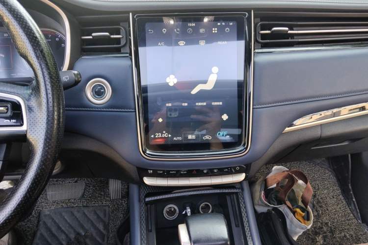 Used CHANGAN OSHAN COS1 2018 1.5T Automatic Smart 7-Seater Audio And AC Panel