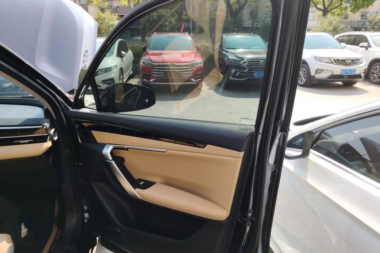 Used Geely Auto FX11 2023 1.5TD DCT Prestige Edition
