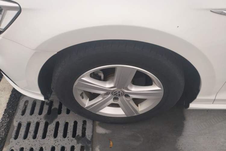 Used Volkswagen Lamando 2019 230TSI DSG Fashion Edition China VI