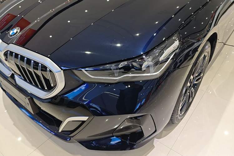 Used BMW 5 Series 2025 530Li Leading Model M Sport Package