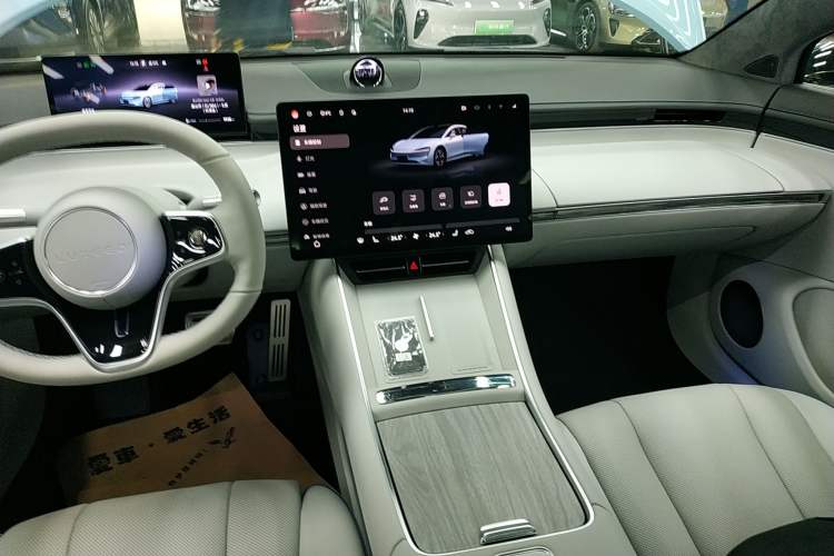 Used Hima Luxeed S7 2024 Max Rear-Drive Long-Range Intelligent Driving Version