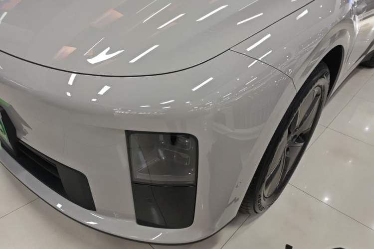 Used Li Auto i6 2025 Model Two-Wheel-Drive Standard Type Left Front Headlight