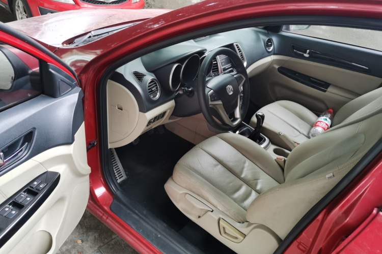 Used Changan Eado 2012 1.6L Manual Luxury Model China IV Standard
