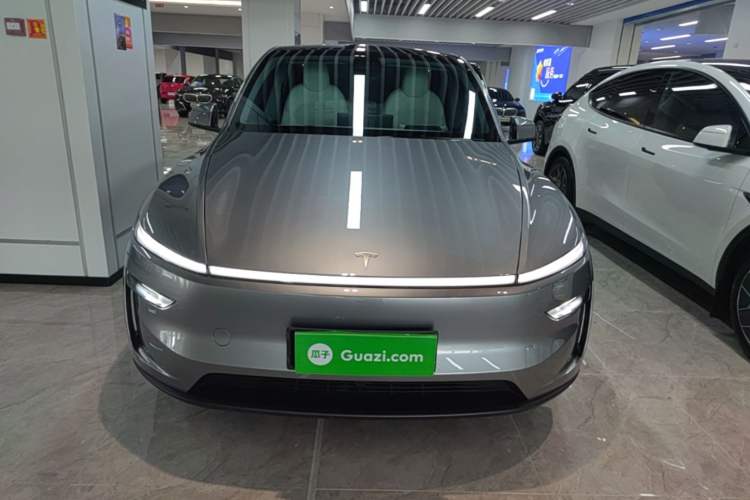 Used Tesla Model Y 2025 Long-Range All-Wheel-Drive Version Front