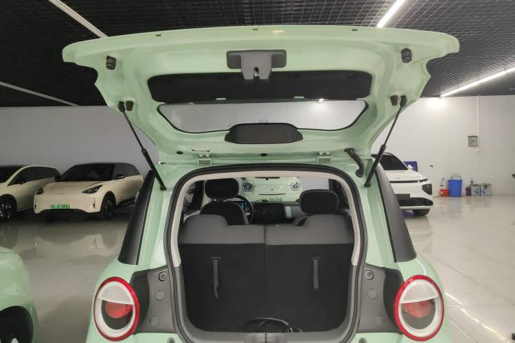 Used CHANGAN NEVO Lumin 2022 210km Sweet Edition Trunk