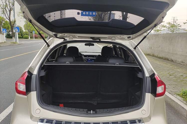 Used Geely Auto Vision X3 2017 1.5L Automatic Luxury Model Trunk