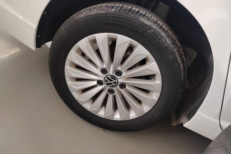 Used Volkswagen Lavida 2021 1.5L Automatic Comfort Edition
