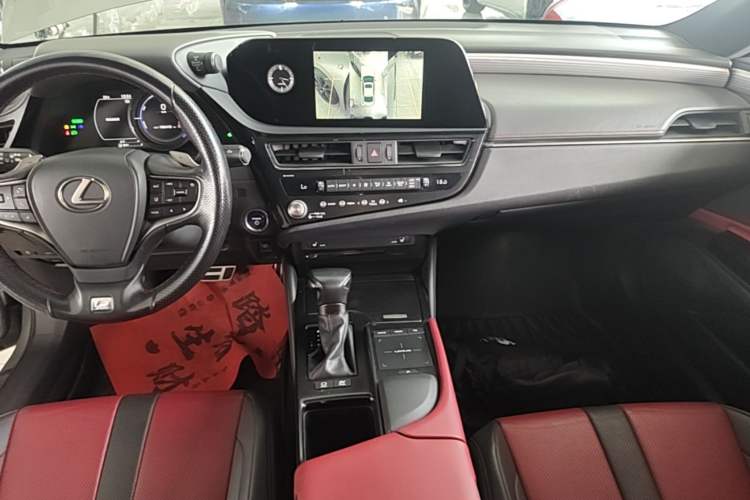 Used Lexus ES 2021 300h F SPORT
