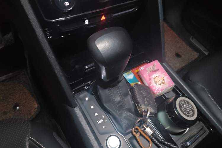 Used Volkswagen Teramont 2019 330TSI Two-Wheel-Drive Luxury Edition China V Standard
