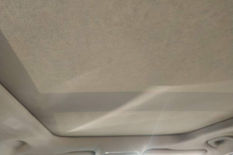 Used Geely Auto Emgrand X7 Sport 2016 2.0L Manual ZhiShang Version
