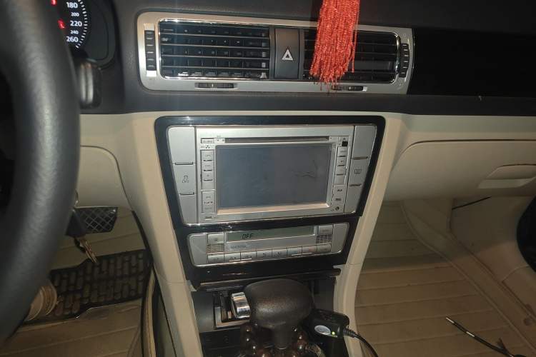 Used Volkswagen Passat 2011 1.8T Automatic Luxury Model