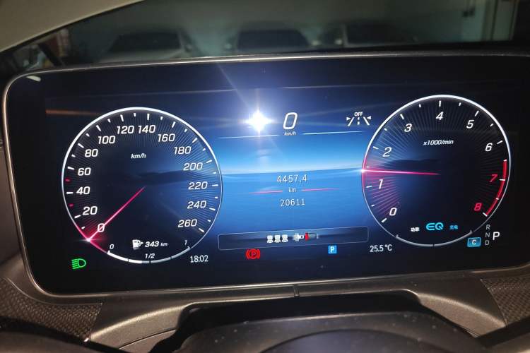 Used Mercedes-Benz C-Class 2022 Restyled C 260 L Sport Edition Odometer Close Up