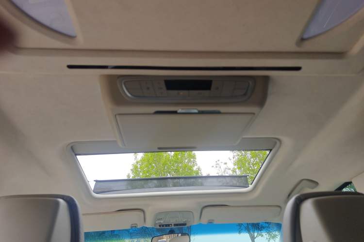 Used Buick GL8 2022 ES Landtrek 653T Comfort Edition
