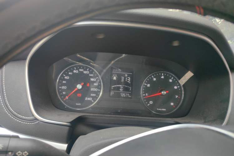 Used Roewe RX5 2019 20T Two-Wheel Drive Automatic 4G Connected Platinum Edition Instrument Cluster