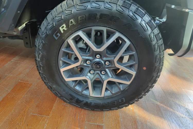 Used Jeep Wrangler 2024 2.0T Sahara Four-Door Edition
