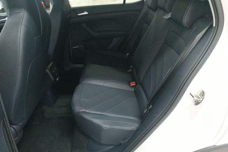Used Volkswagen Tharu 2025 NewRui 300TSI Prestige Edition Left Rear Seat