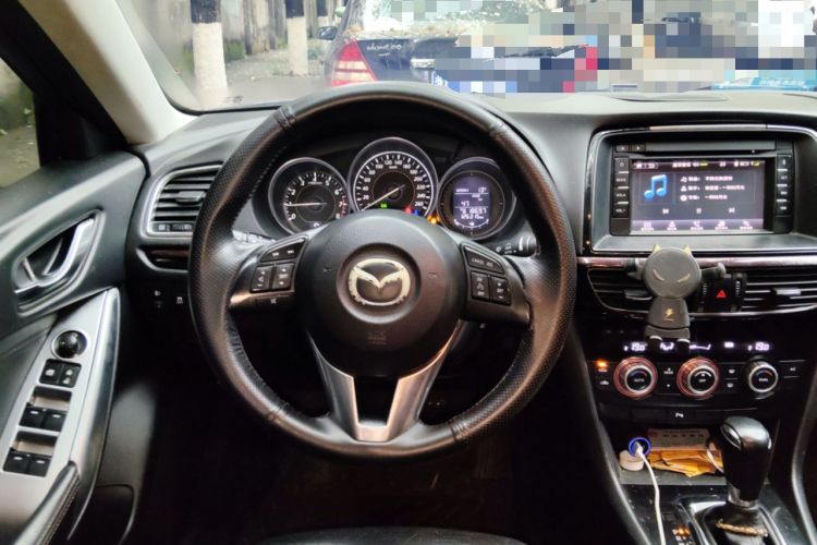 Used Mazda Atenza 2014 2.0L Blue Sky Luxury Edition
