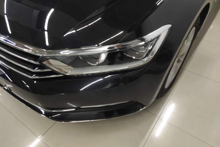 Used Volkswagen Magotan 2019 330TSI DSG Luxury Version China VI Standard Left Front Headlight