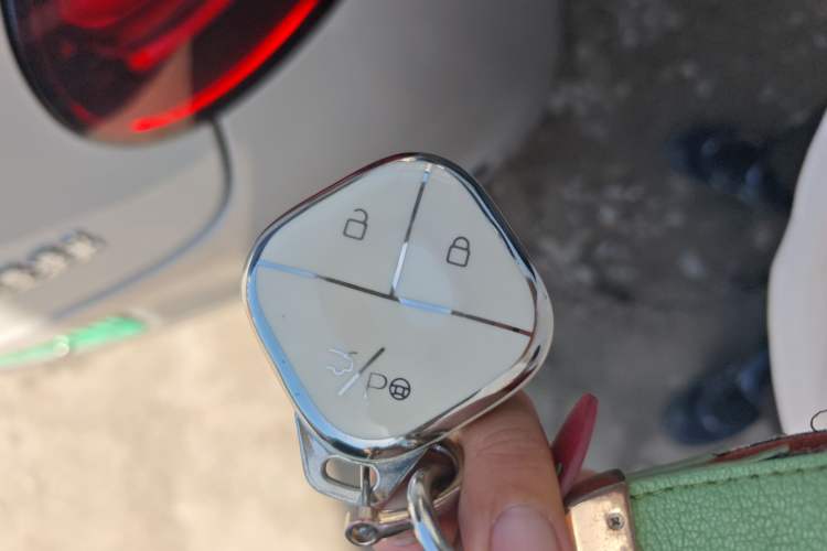 Used Wuling Bingo 2023 203km Comfort Edition Vehicle Key