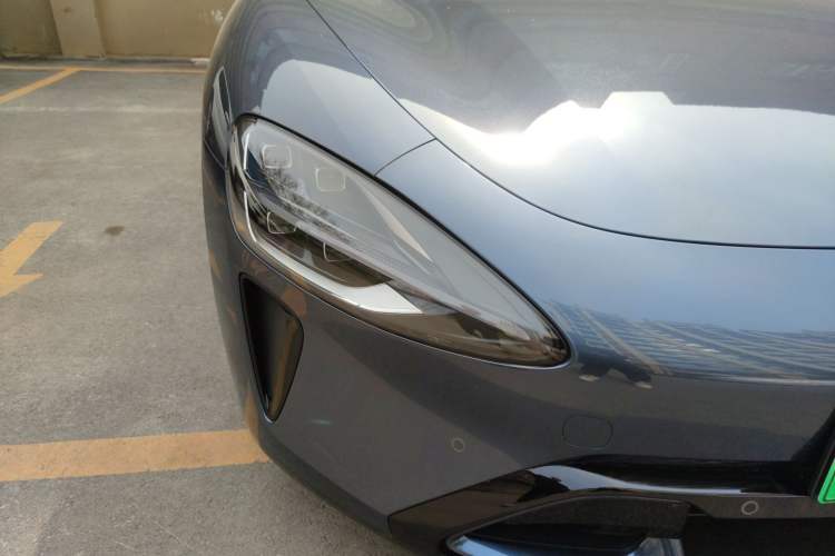 Used Xiaomi Auto SU7 2024 Four-Wheel Drive Ultra-Long Range Advanced Intelligent Driving Max Edition