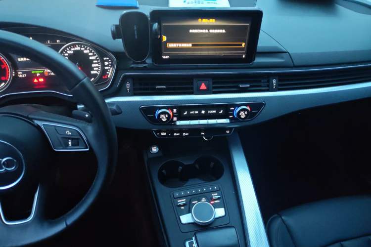 Used Audi A4L 2017 Plus 40 TFSI Fashion Model
