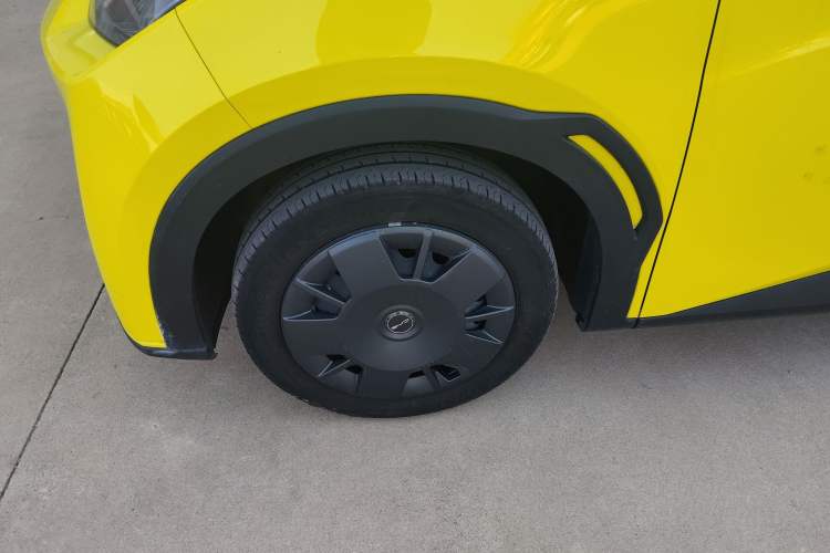 Used BYD Seagull 2024 Honor Edition 305km Dynamic Version Left Front Wheel Hub