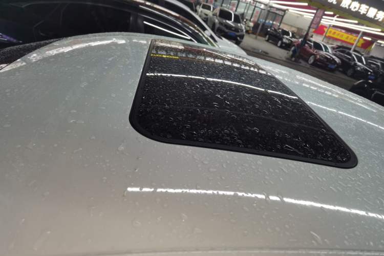 Used Roewe i5 2021 Revised Version 1.5L CVT Diamond Edition