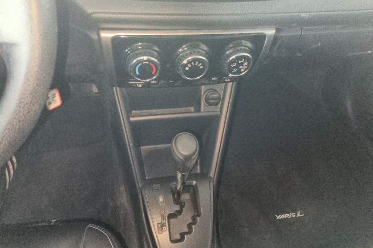 Used Toyota YARiS L Zhi Xuan 2019 1.5E CVT Dynamic Edition China VI compliant