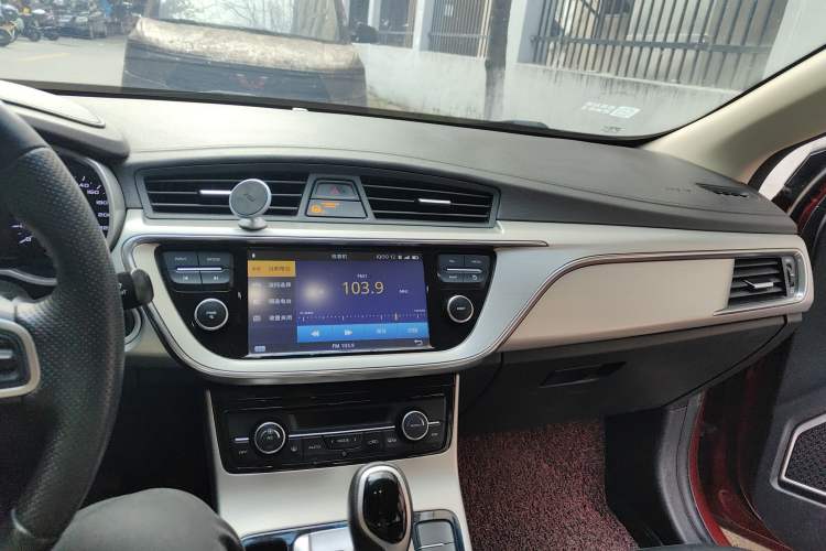 Used Geely Auto Emgrand GL 2017 1.3T DCT Elite Model
