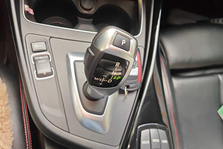 Used BMW 1 Series 2018 118i Sport Design Package
