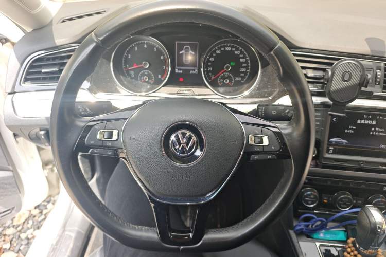 Used Volkswagen Lamando 2015 280TSI DSG Comfort Edition
