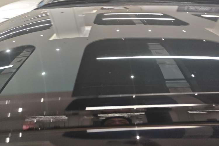 Used XPeng G9 2025 625 Long-Range Max Roof