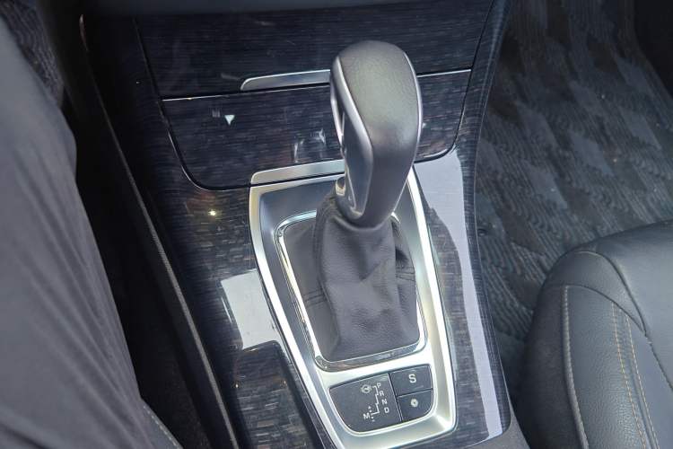 Used Citroen C5 2013 2.0L Automatic Luxury Model
