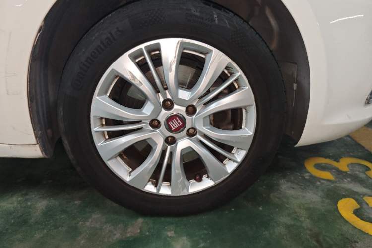 Used Fiat Viaggio 2015 1.4T Automatic Jingxiang Edition
