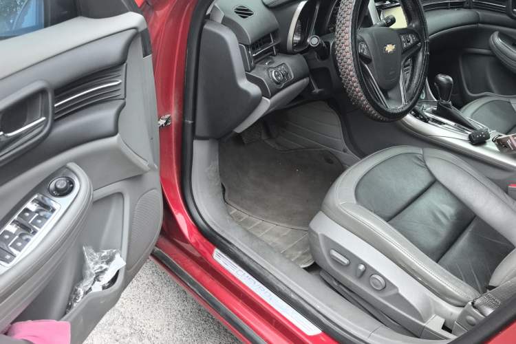 Used Chevrolet Malibu 2013 2.0L Automatic Luxury Edition Driver Seat