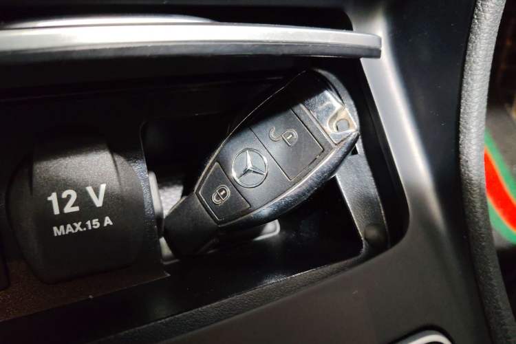 Used Mercedes-Benz GLA 2017 GLA 200 Sport Edition Vehicle Key