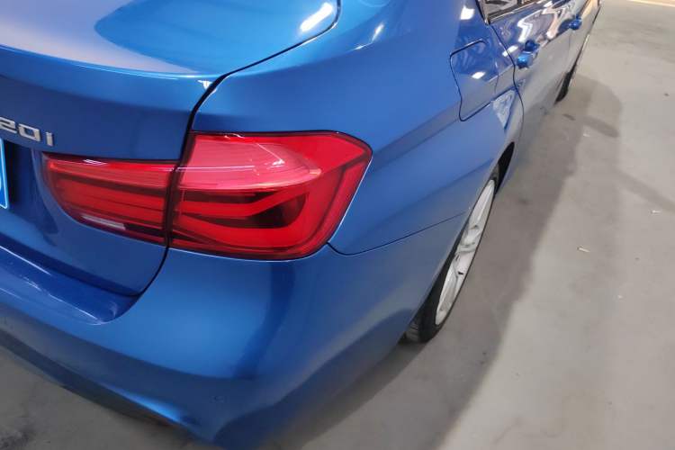 Used BMW 3 Series 2018 320i M Sport Package Right Rear Taillight
