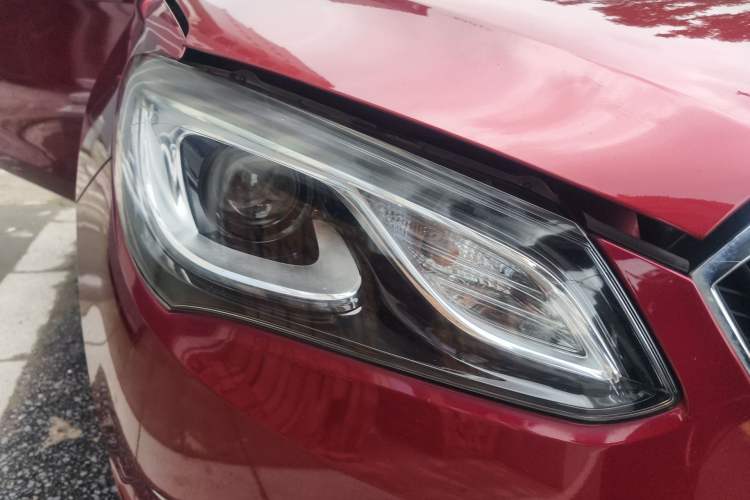 Used Buick GT 2017 15N Automatic Deluxe Edition Right Front Headlight