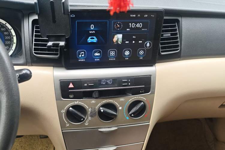 Used Toyota Corolla EX 2013 1.6L Automatic Excellence Edition Audio And AC Panel