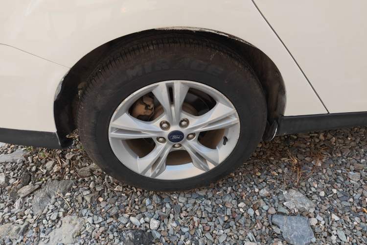 Used Ford Focus 2017 Sedan 1.6L Manual Comfort Plus SmartDrive Edition
