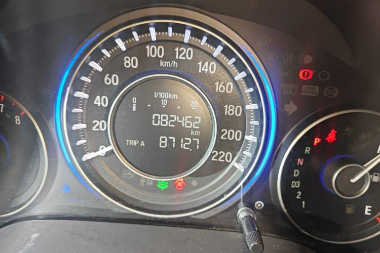 Used Honda Crider 2013 1.8L automatic luxury edition
