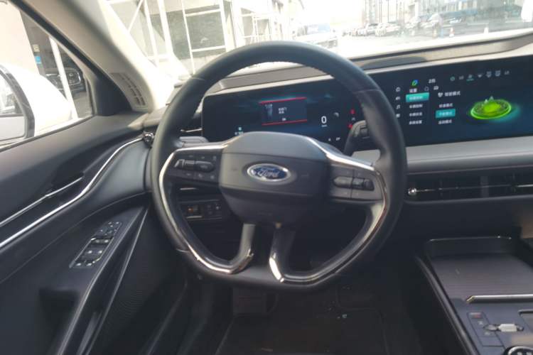 Used Ford Mondeo 2023 EcoBoost 180 Luxury Model Steering Wheel