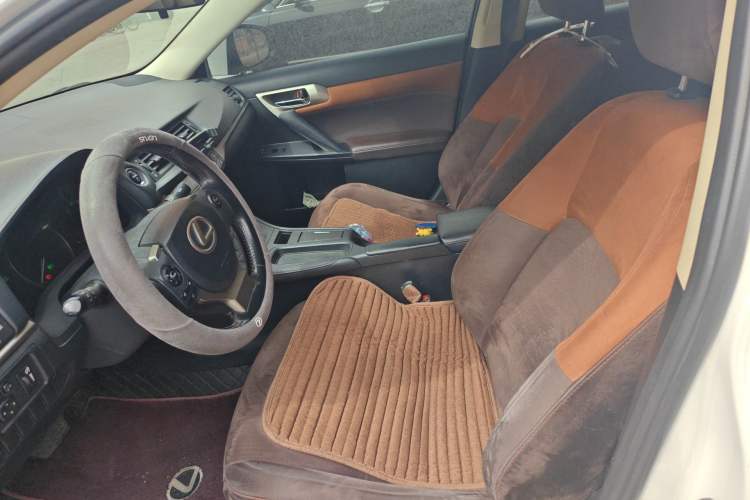 Used Lexus CT 2017 CT200h Elite Edition Solid Color China V Standard Left Front Seat